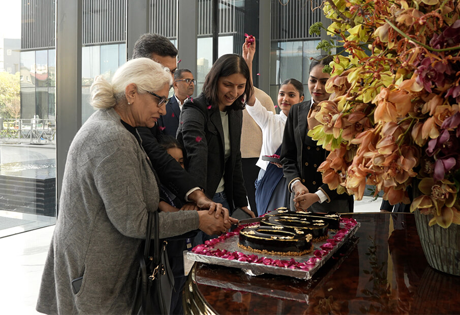 VIDEO-2_-_O38VCaJRtQ94